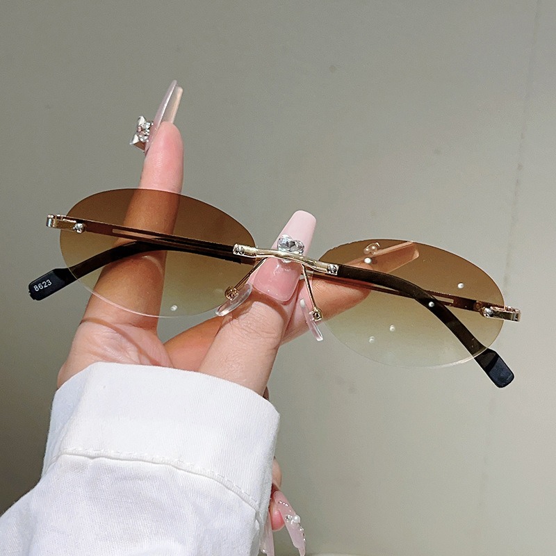 リムレスオーバルサングラス メンズファッション グラデーショ - Men'S Fashion Rimless Glasses のレビューと価格